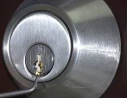 Galaxy Locksmith Store Indianapolis, IN 317-810-0791 - 7-Broken-Key-Extraction